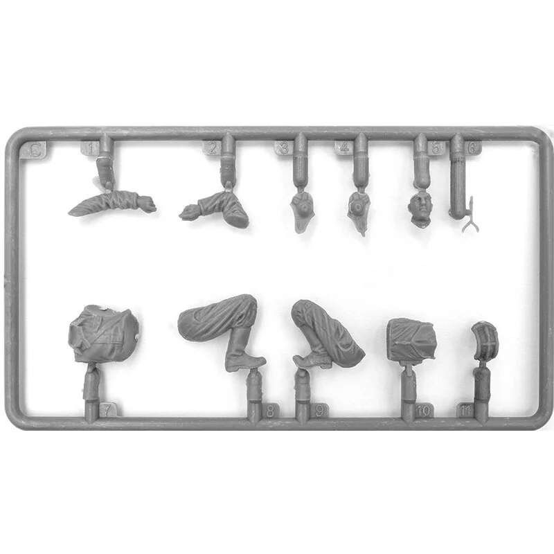 SOVJET TANK BEMANNING 1950. Kit Bevat 4 Ongemonteerde En Ongeverfde Figuren Van Sovjet Tankers. 3 SOVJET TANK BEMANNING 1950. Kit Bevat 4 Ongemonteerde En Ongeverfde Figuren Van Sovjet Tankers. - Afbeelding 3