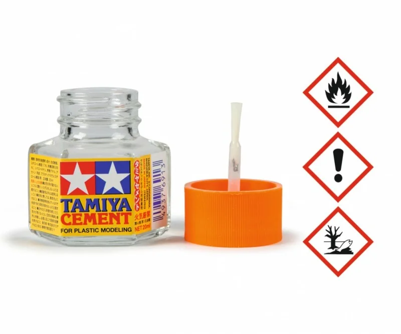 Tamiya Liquid Glue 20ml 1 Tamiya Liquid Glue 20ml