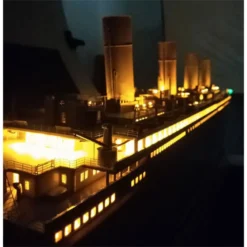 Trumpeter Titanic + LED-verlichting, Exclusief Voor Europa -Tamiya Modelwinkel trumpeter 9363719 titanic led verlichting exclusief voor europa 3